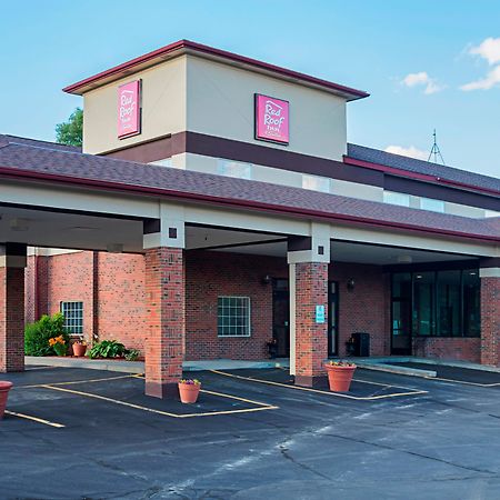 Red Roof Inn & Suites Lake Orion / Auburn Hills Экстерьер фото