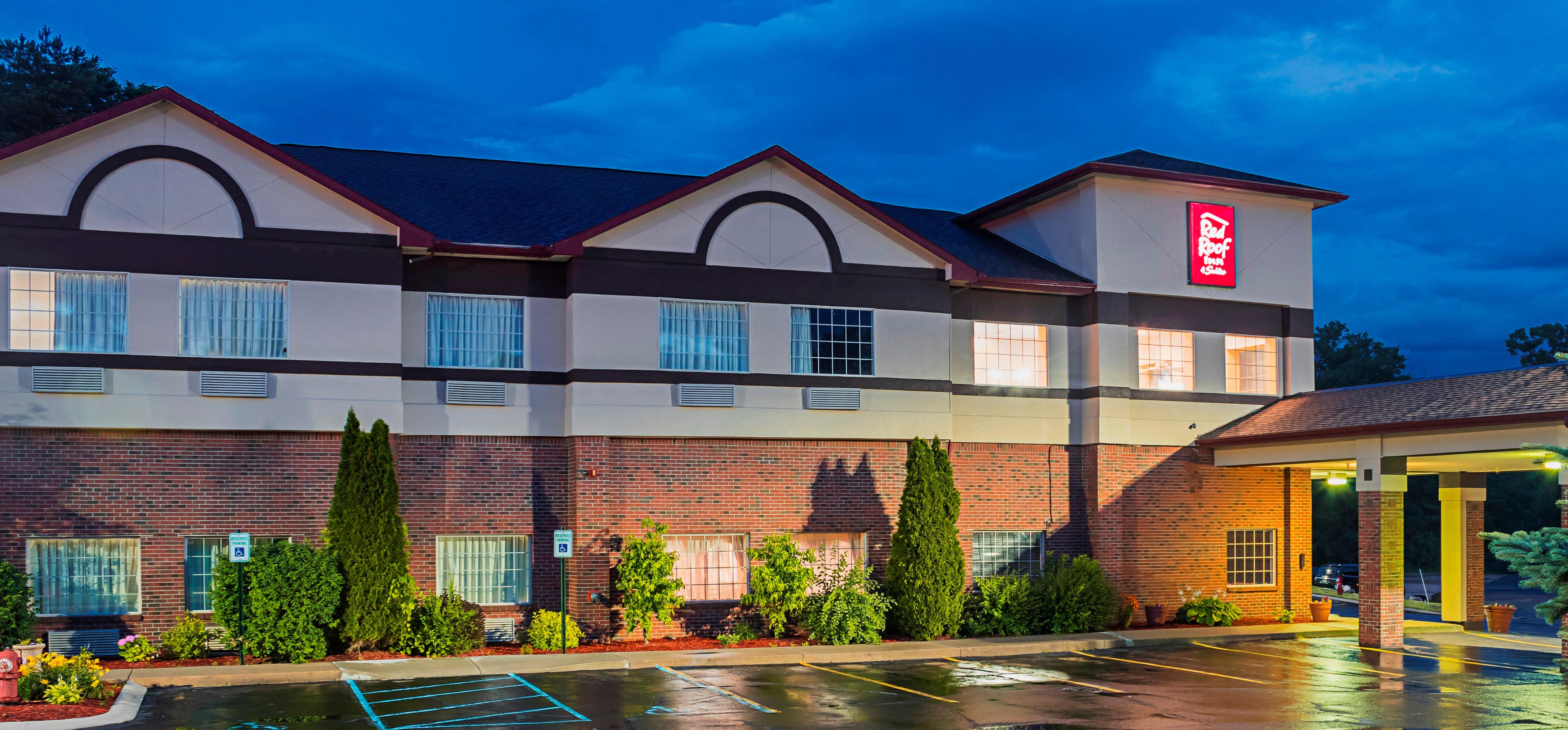 Red Roof Inn & Suites Lake Orion / Auburn Hills Экстерьер фото