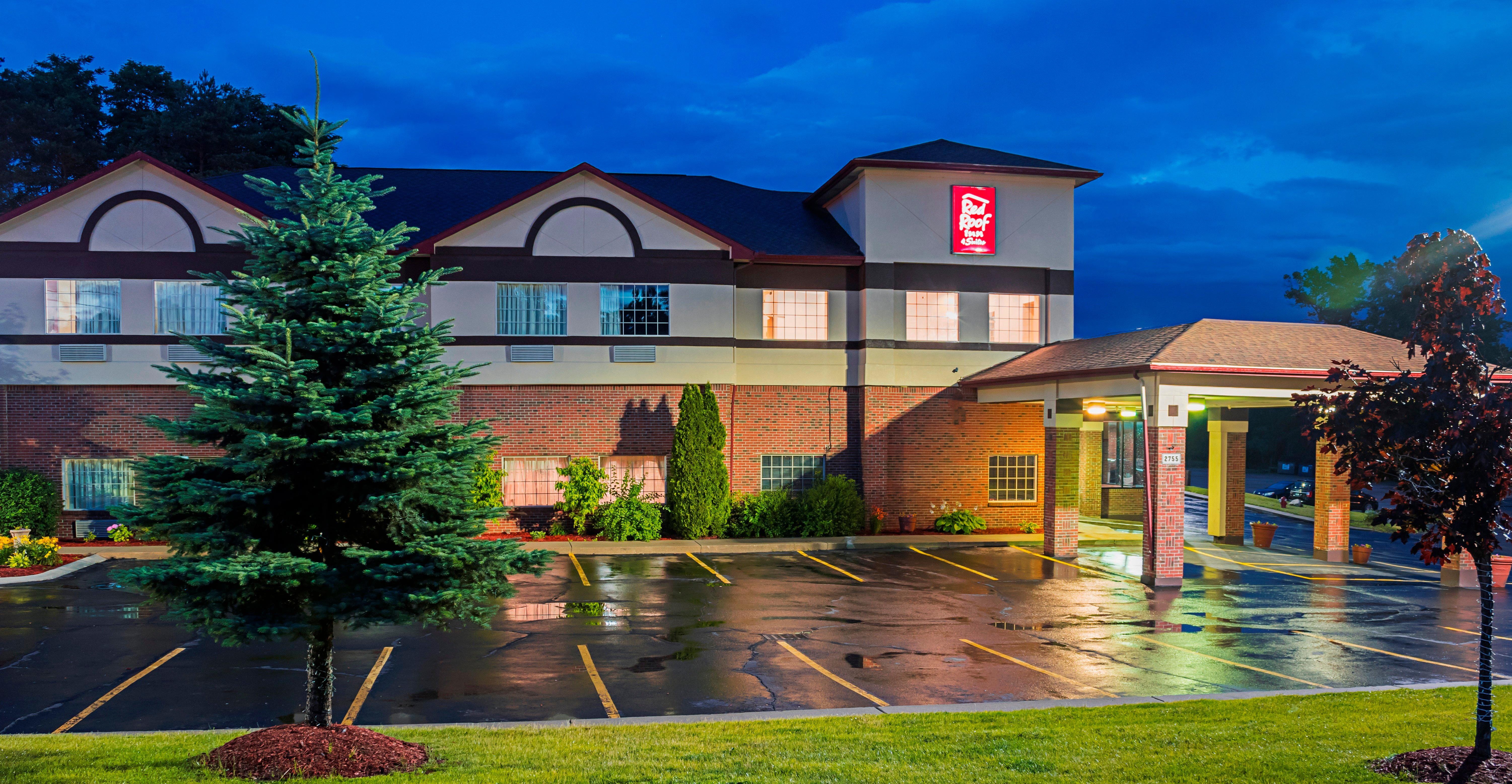 Red Roof Inn & Suites Lake Orion / Auburn Hills Экстерьер фото
