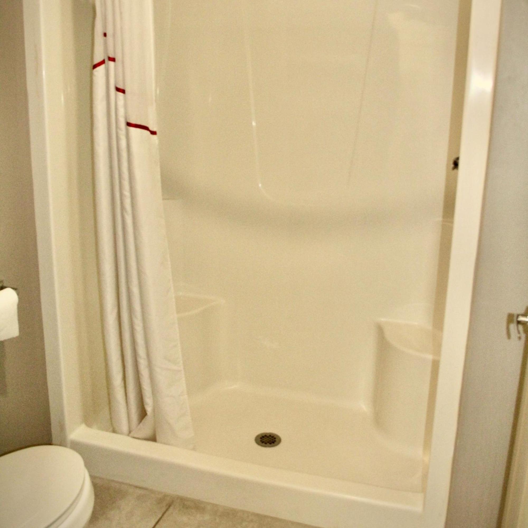 Red Roof Inn & Suites Lake Orion / Auburn Hills Экстерьер фото